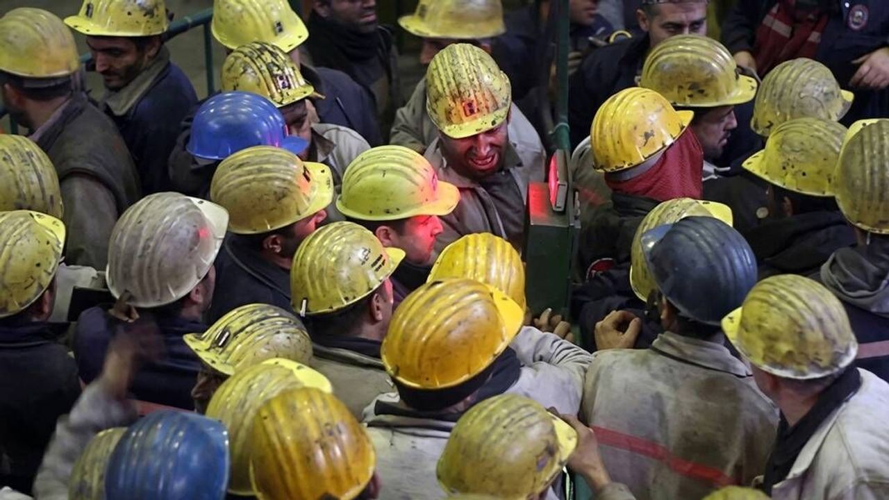 Petrol şoku 38 milyon işçiyi yok edebilir Petrol şoku 38 milyon işçiyi yok edebilir
