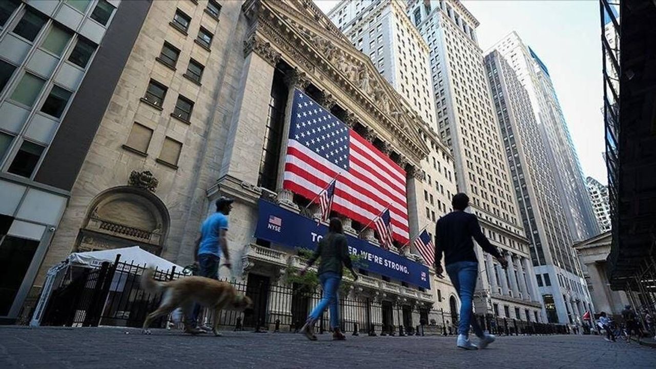 Amerika'da Temel Harcamalar Kısıldı Amerika'da Temel Harcamalar Kısıldı