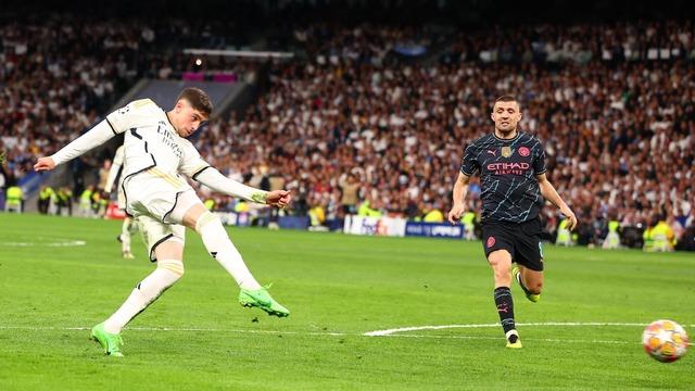 Federico Valverde: Şampiyonlar Ligi'nde Sezonun Golü Seçildi