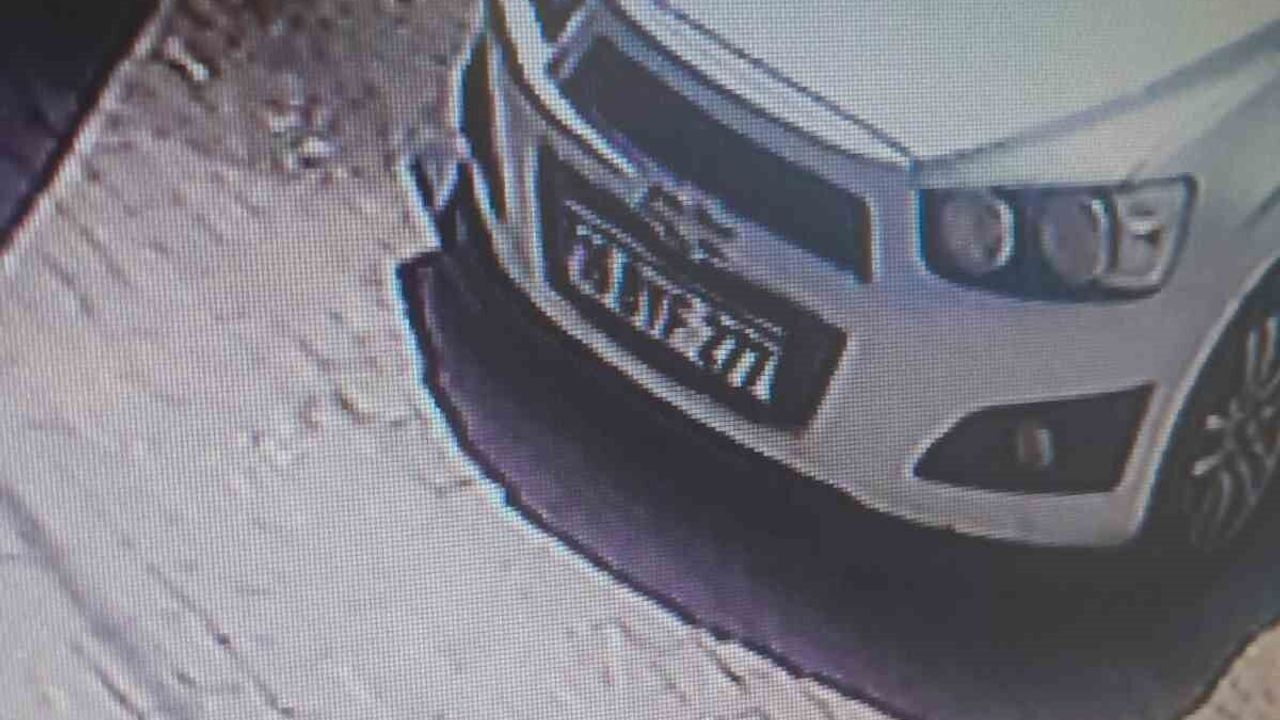 2 Milyon TL Kurban Parası: Suriye Uyruklu Şahısla Kaçtı 2 Milyon TL Kurban Parası: Suriye Uyruklu Şahısla Kaçtı