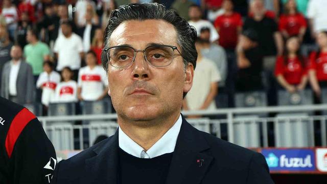 A Milli Takım'da 9 Değişiklik: Montella'nın Tercihleri Dikkat Çekti