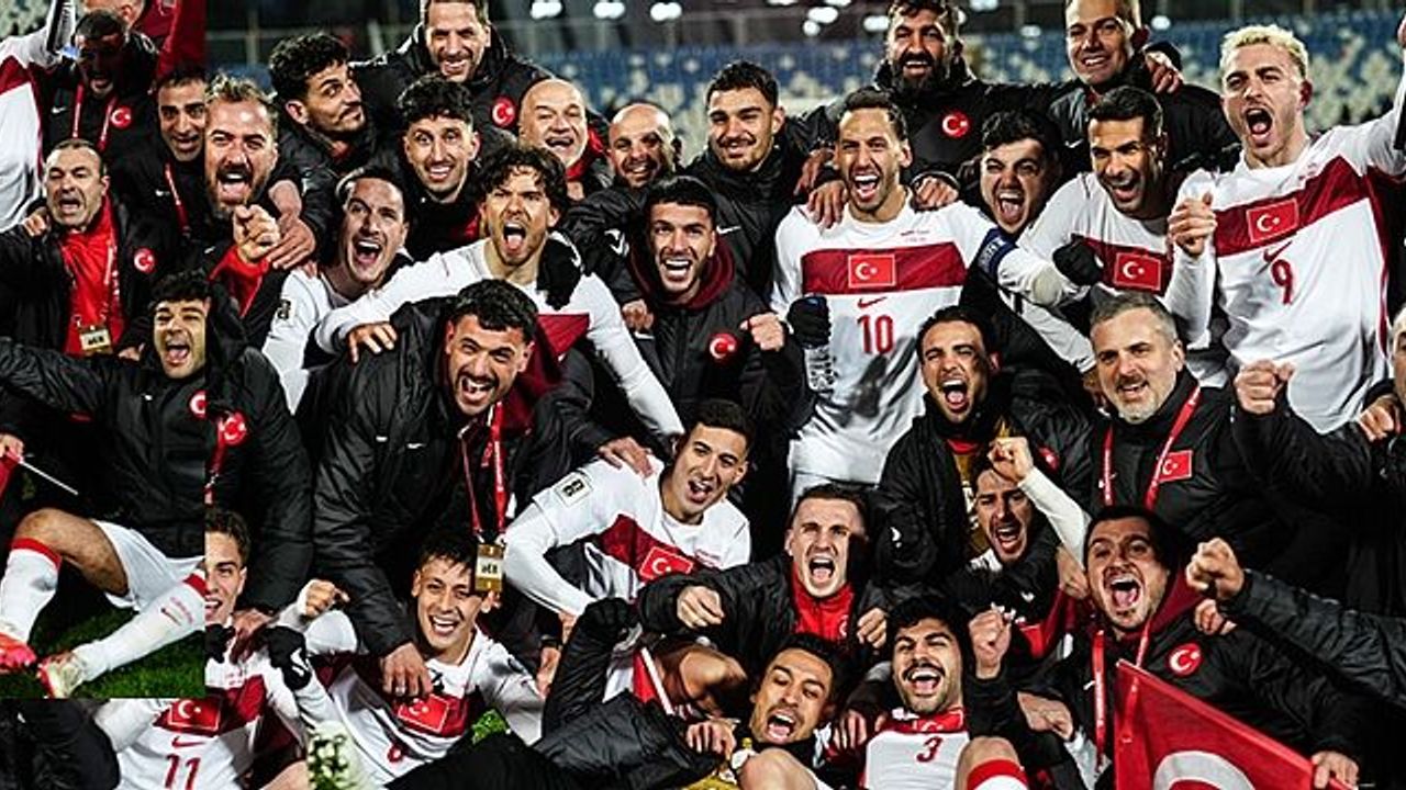 A Milli Takım'ın 2026 Dünya Kupası Aday Kadrosu Açıklandı: 9 Oyuncu Dışarıda Kaldı A Milli Takım'ın 2026 Dünya Kupası Aday Kadrosu Açıklandı: 9 Oyuncu Dışarıda Kaldı