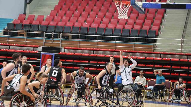 Beşiktaş Yarı Finale Yükseldi: Şanlıurfa BŞB'yi 75-53 Mağlup Etti