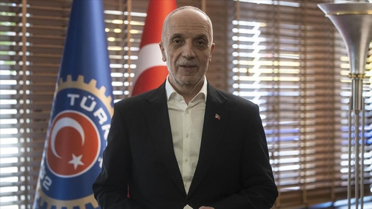 TÜRK-İŞ Başkanı Atalay: Enflasyon Karşısındaki Kayıplar Telafi Edilmeli TÜRK-İŞ Başkanı Atalay: Enflasyon Karşısındaki Kayıplar Telafi Edilmeli