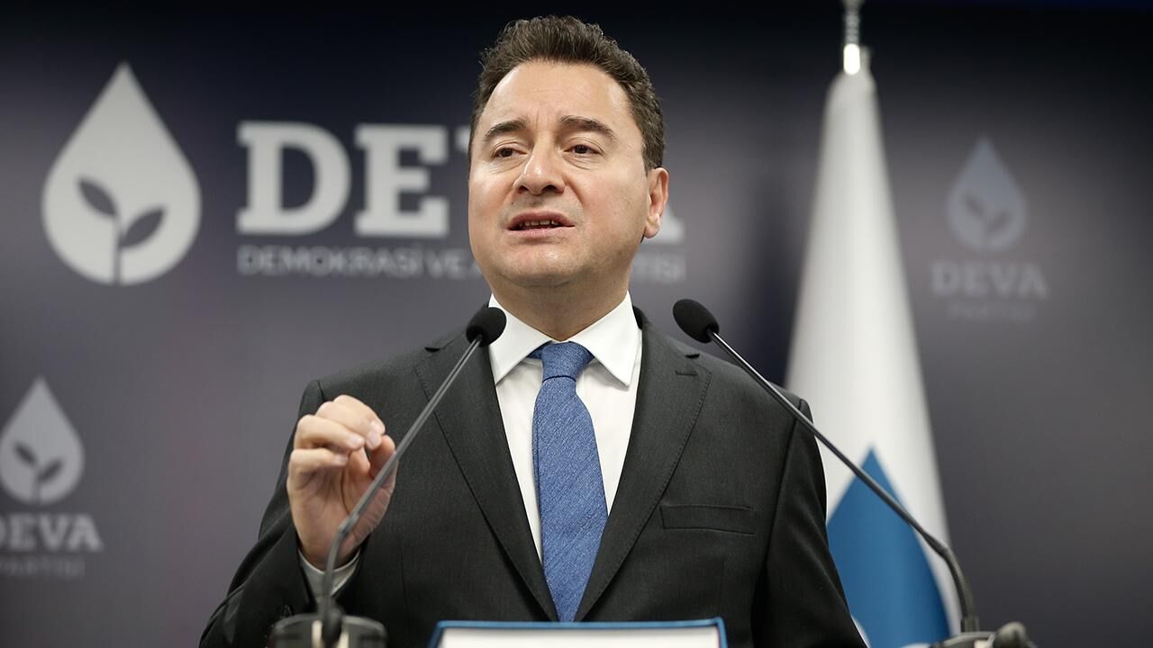 Ali Babacan: Faiz Üç Yıldır Yüzde 40 Seviyesinde Kalıyor Ali Babacan: Faiz Üç Yıldır Yüzde 40 Seviyesinde Kalıyor