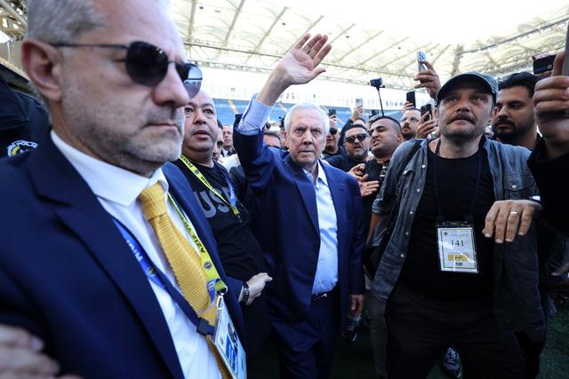 Fenerbahçe'de Tarihi Seçim: Aziz Yıldırım 13. Kez Başkan Seçildi