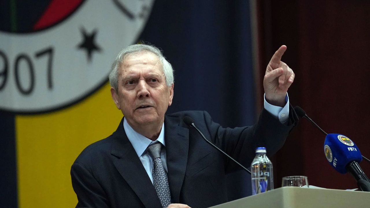 Fenerbahçe Kongresinde Gerilim: Aziz Yıldırım'a Yönelik Tezahürat Tepkisi