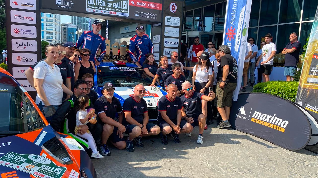 Yeşil Bursa Rallisi'nde Rekor Katılım: 55 Araç ve 110 Sporcu Yarıştı Yeşil Bursa Rallisi'nde Rekor Katılım: 55 Araç ve 110 Sporcu Yarıştı