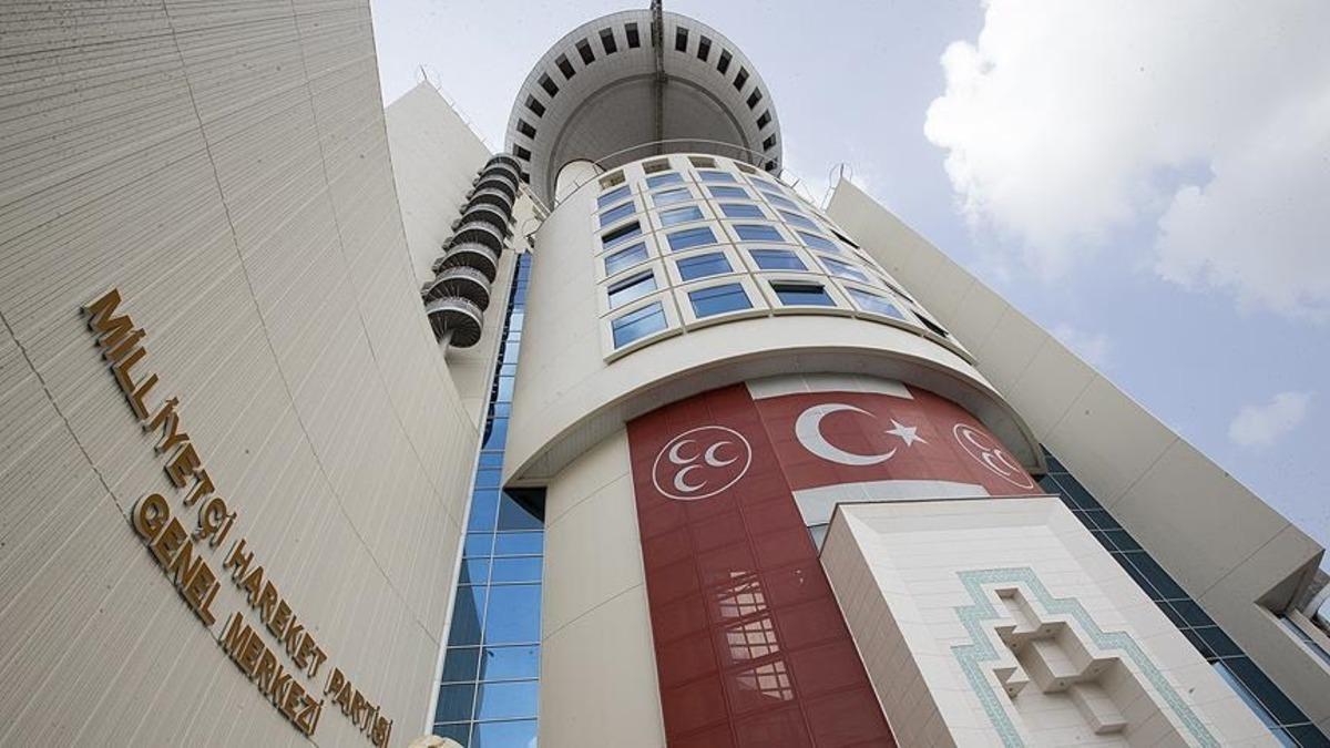 MHP Konya İl Teşkilatı Feshedildi: Semih Yalçın Açıklama Yaptı MHP Konya İl Teşkilatı Feshedildi: Semih Yalçın Açıklama Yaptı