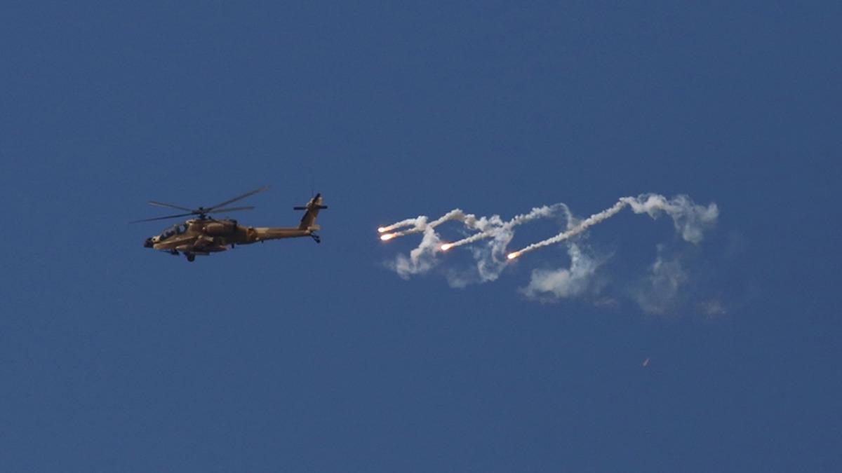 ABD Apache Helikopteri Hürmüz'de Düştü: Mürettebat Güvende ABD Apache Helikopteri Hürmüz'de Düştü: Mürettebat Güvende