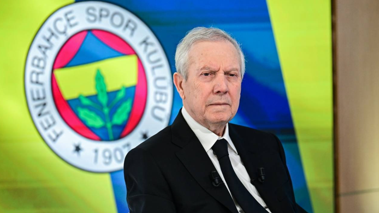 Fenerbahçe'de Teknik Direktör Belirleniyor: Yönetim Bugün Toplanıyor