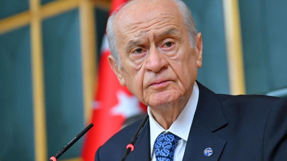Bahçeli'den Kritik Açıklama: Seçimlerin Zamanında Yapılması Gerekiyor Bahçeli'den Kritik Açıklama: Seçimlerin Zamanında Yapılması Gerekiyor