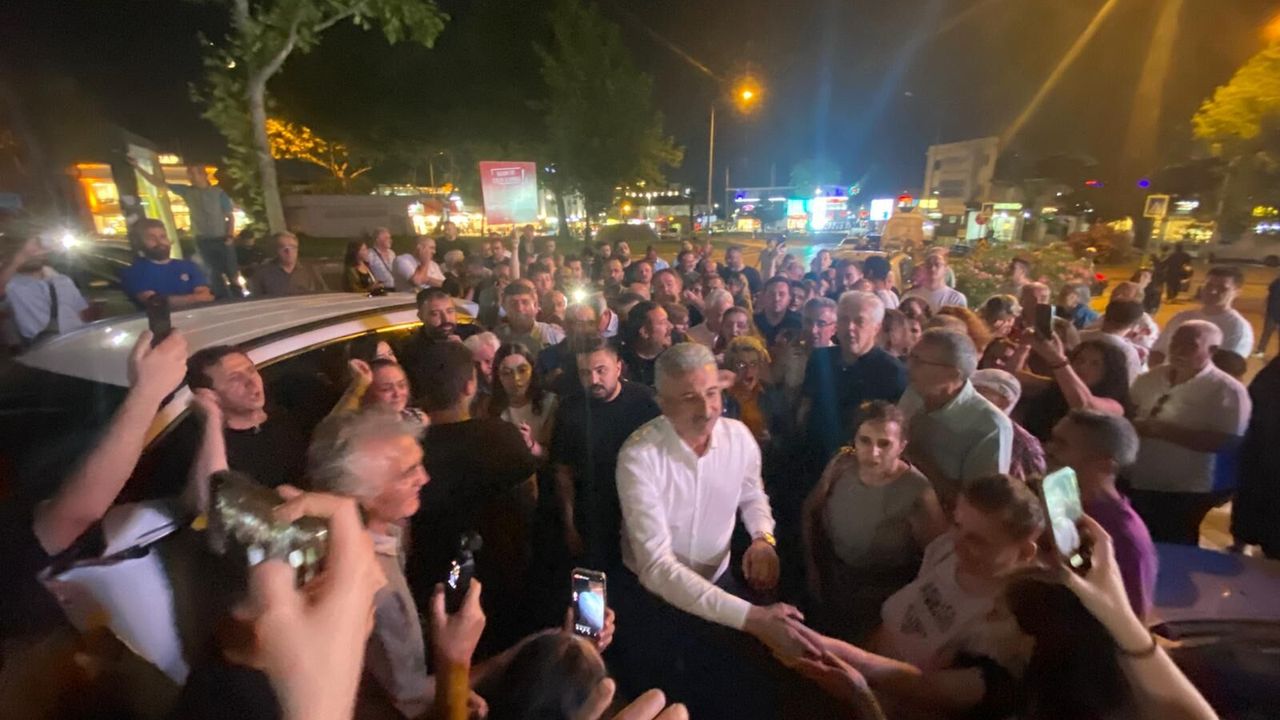 Yeşiltaş: İl Binasını Teslim Etmeyeceğiz, CHP'yi Birinci Parti Yapmak Suçumuzdu Yeşiltaş: İl Binasını Teslim Etmeyeceğiz, CHP'yi Birinci Parti Yapmak Suçumuzdu