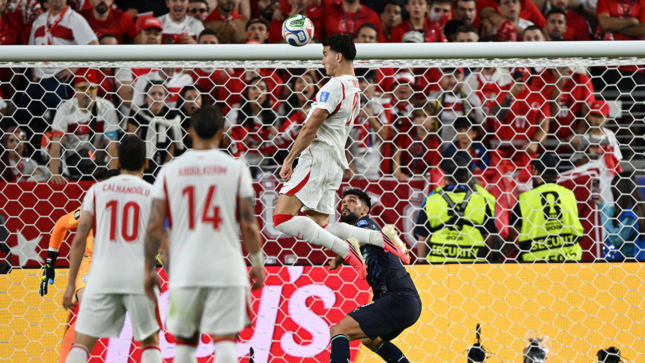 A Milli Takım Dünya Kupası'na Grup Aşamasında Erken Veda Etti: Paraguay'a 1-0 Mağlup Oldu