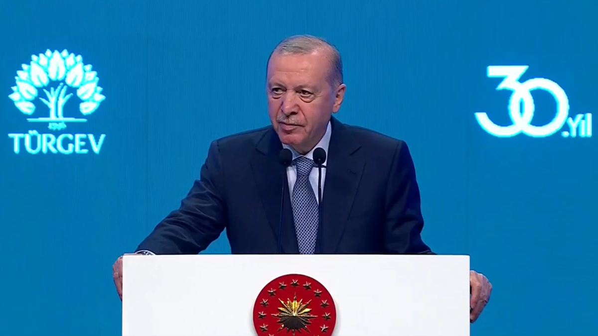 Cumhurbaşkanı Erdoğan: Yapay Zeka Yeni Risk ve Tehditler Getiriyor Cumhurbaşkanı Erdoğan: Yapay Zeka Yeni Risk ve Tehditler Getiriyor