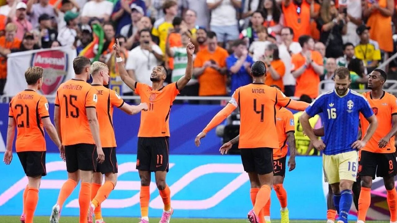 Hollanda, İsveç'i 5-1 Mağlup Ederek Dünya Kupası'nda Kritik Galibiyet Aldı