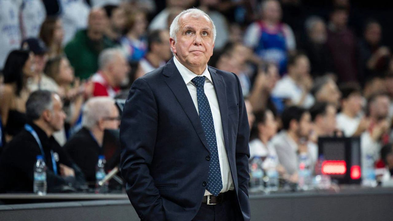 Zeljko Obradovic Panathinaikos'ta: 3 Yıllık Sözleşme İmzalandı Zeljko Obradovic Panathinaikos'ta: 3 Yıllık Sözleşme İmzalandı