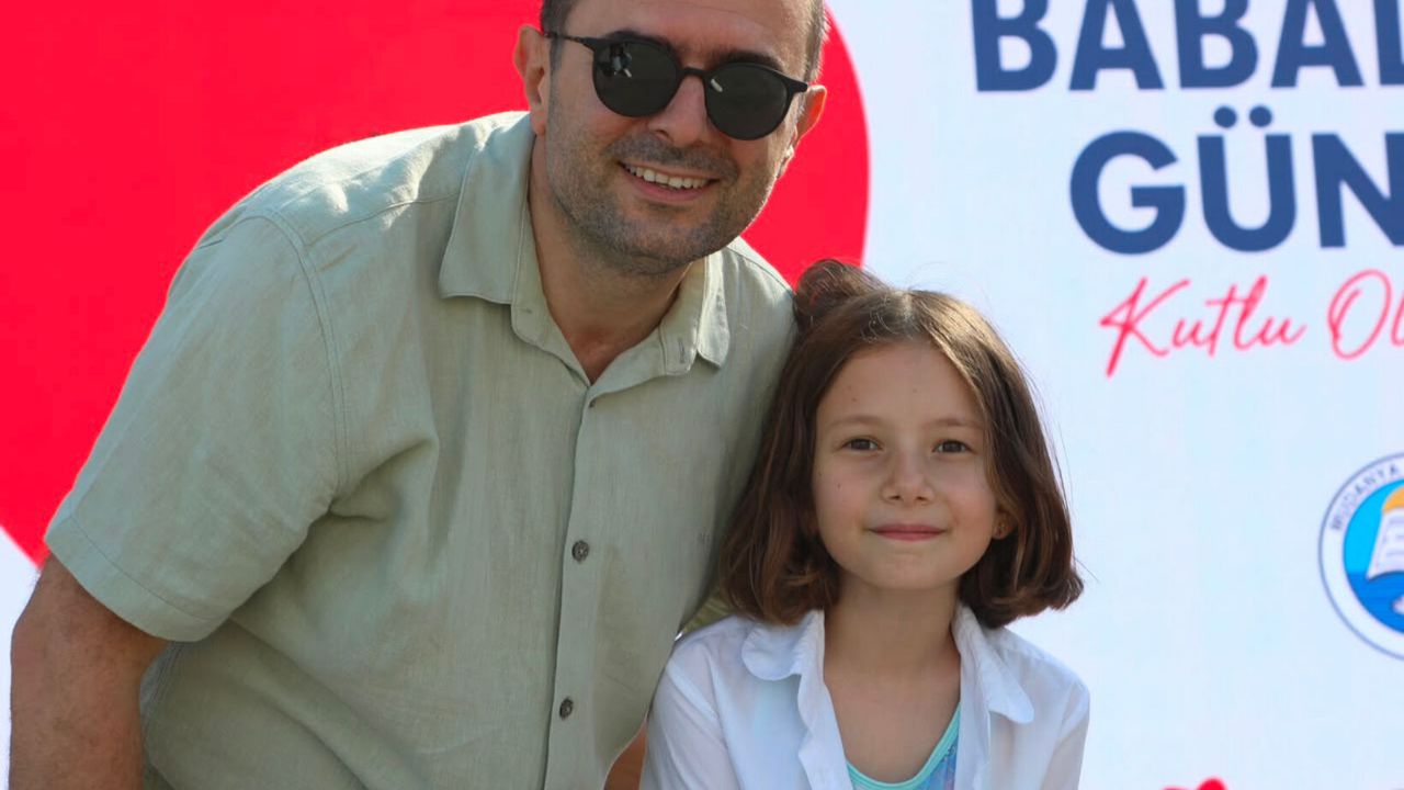 Mudanya Belediyesi'nden Renkli Etkinlikler: Babalar Günü Coşkusu Yaşandı Mudanya Belediyesi'nden Renkli Etkinlikler: Babalar Günü Coşkusu Yaşandı