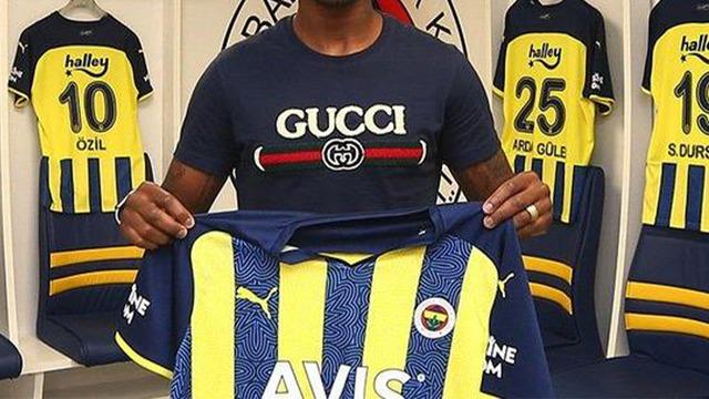 Fenerbahçe'nin eski yıldızı geri döndü! 1. Lig'e imzayı attı