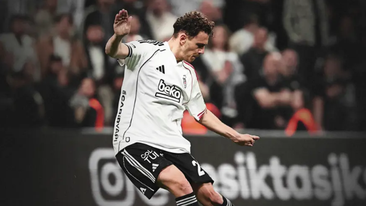 Beşiktaş’ta yaprak dökümü: 6 futbolcuya veda edildi