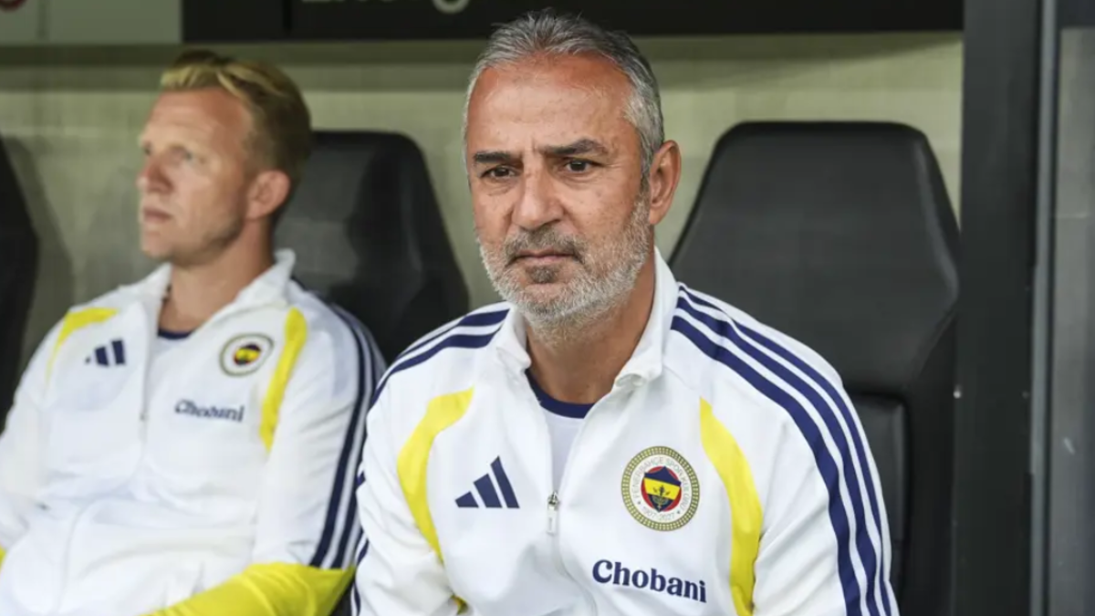 UEFA'ya bildirildi! Fenerbahçe'nin Avrupa kadrosunda sürpriz