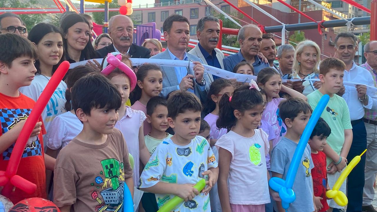 Lale Karabıyık’ın adı çocukların kahkahalarında yaşayacak Lale Karabıyık’ın adı çocukların kahkahalarında yaşayacak