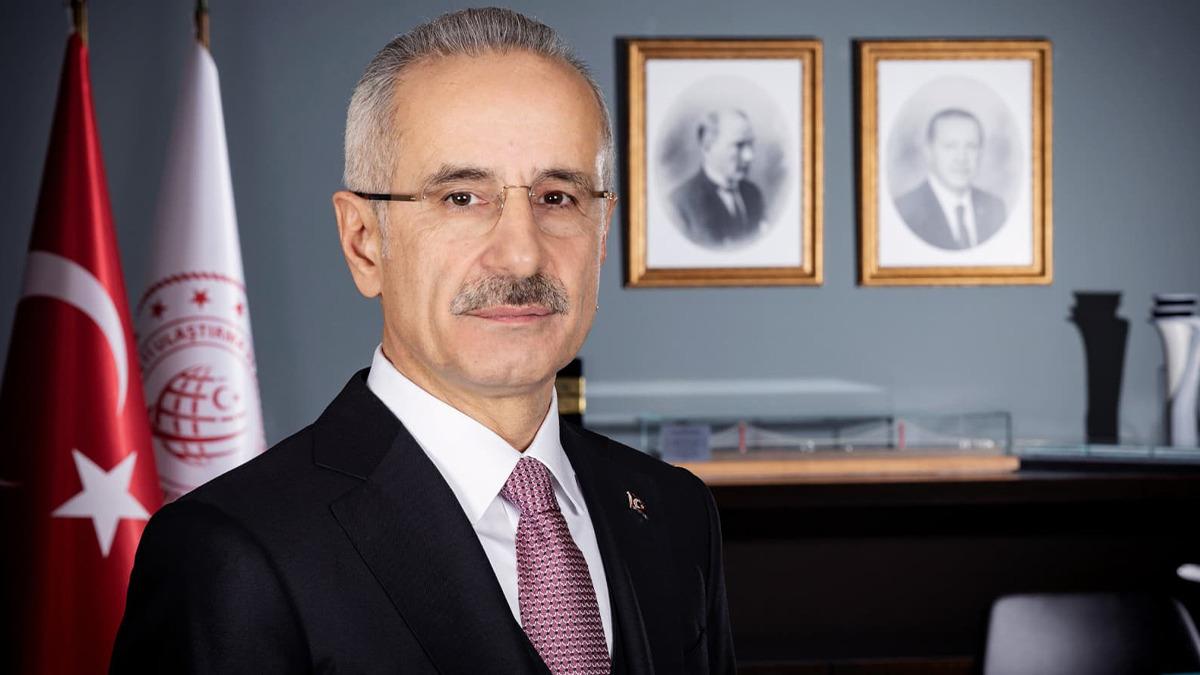 Bakan Uraloğlu 15 Temmuz gecesini anlattı! "Abdest alıp çocuklarla vedalaştım" Bakan Uraloğlu 15 Temmuz gecesini anlattı! "Abdest alıp çocuklarla vedalaştım"