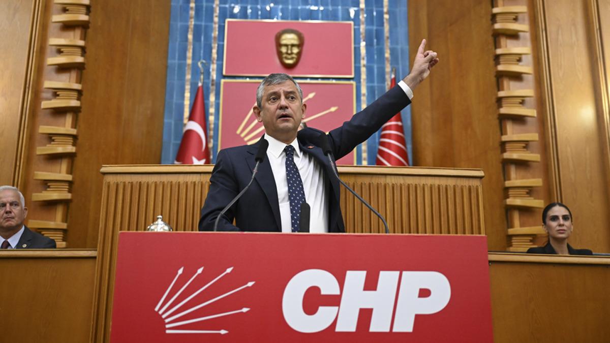 Özgür Özel'in yeni parti açıklamasının ardından CHP'de istifa yağmuru: Milletvekilleri, parti üyeleri... e Devlet sistemi kilitlendi Özgür Özel'in yeni parti açıklamasının ardından CHP'de istifa yağmuru: Milletvekilleri, parti üyeleri... e Devlet sistemi kilitlendi