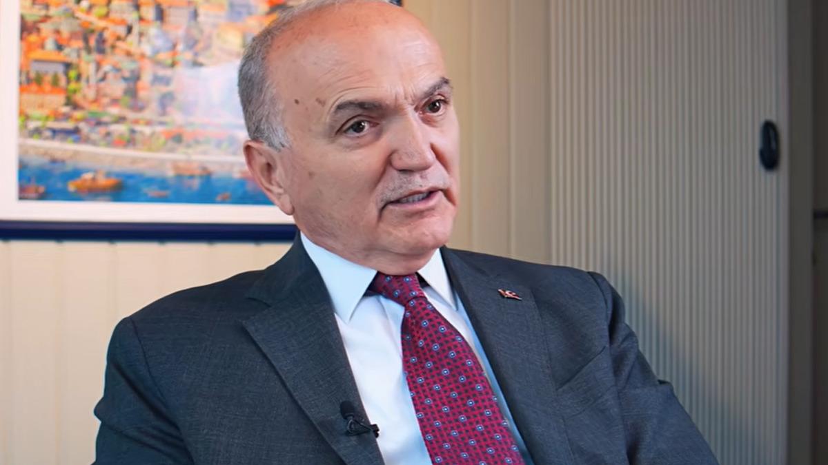 Düzce Belediye Başkanı Faruk Özlü'den İstanbul İçin Su Uyarısı Düzce Belediye Başkanı Faruk Özlü'den İstanbul İçin Su Uyarısı