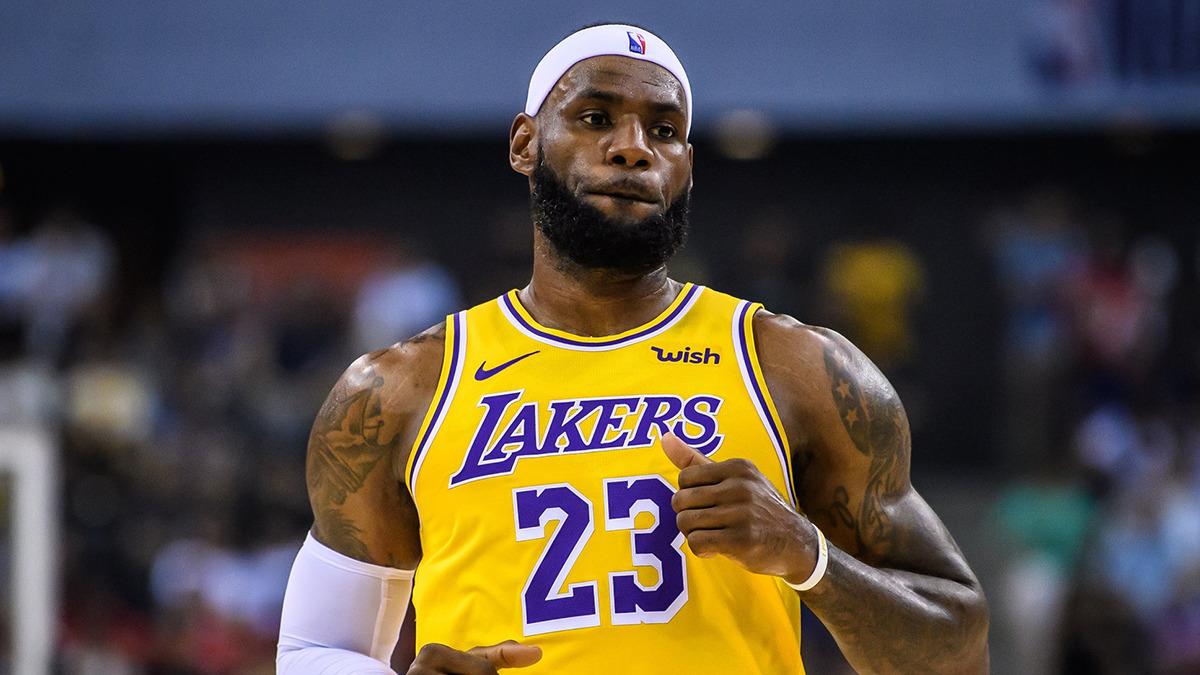 LeBron James, Philadelphia 76ers ile Anlaşma Sağladı LeBron James, Philadelphia 76ers ile Anlaşma Sağladı