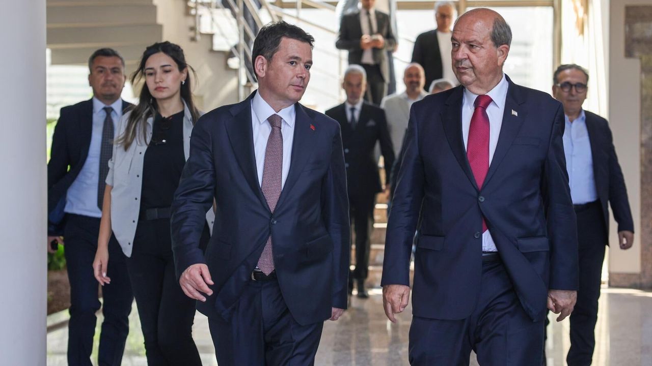 Ersin Tatar, Osmangazi'de Türkiye KKTC İlişkilerini Değerlendirdi Ersin Tatar, Osmangazi'de Türkiye KKTC İlişkilerini Değerlendirdi