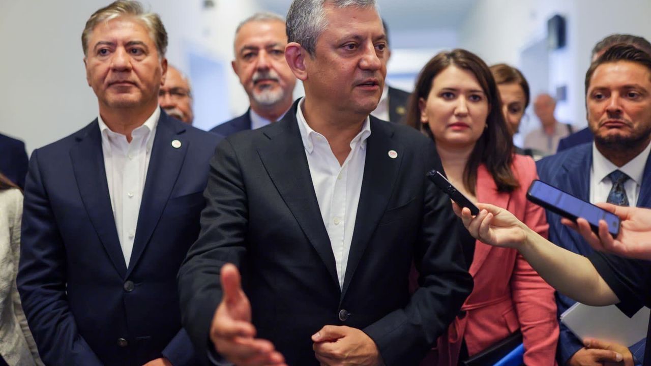 Özgür Özel: Çerçeve Yasa Metni Özensiz Hazırlandı
