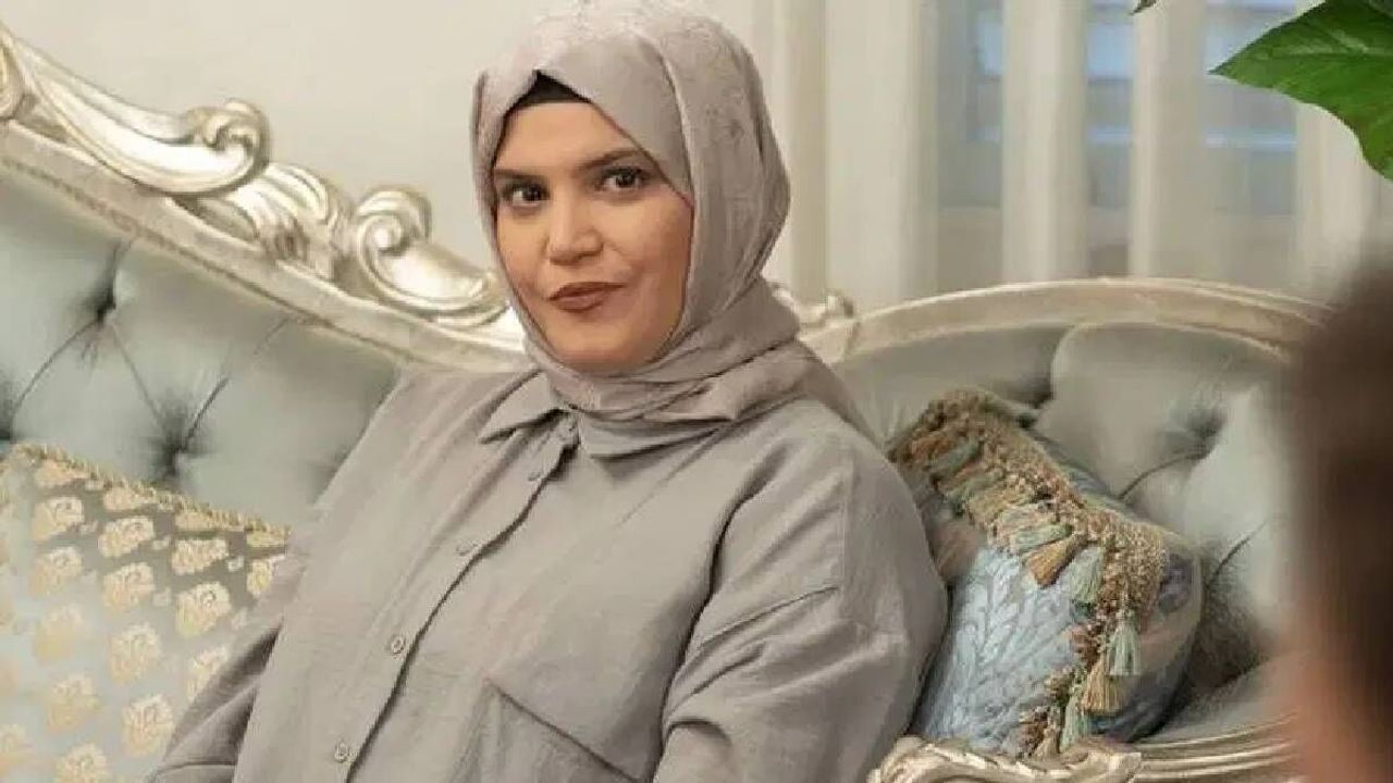 Feyza Civelek'in Kızılcık Şerbeti'nden Ayrılığı ve Instagram Hesabını Kapatması Gündemde