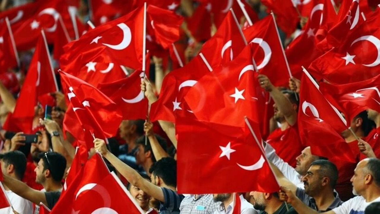 Türkiye 17 Yaş Altı Erkek Voleybol Takımı, Sırbistan'ı Yenerek Finale Yükseldi