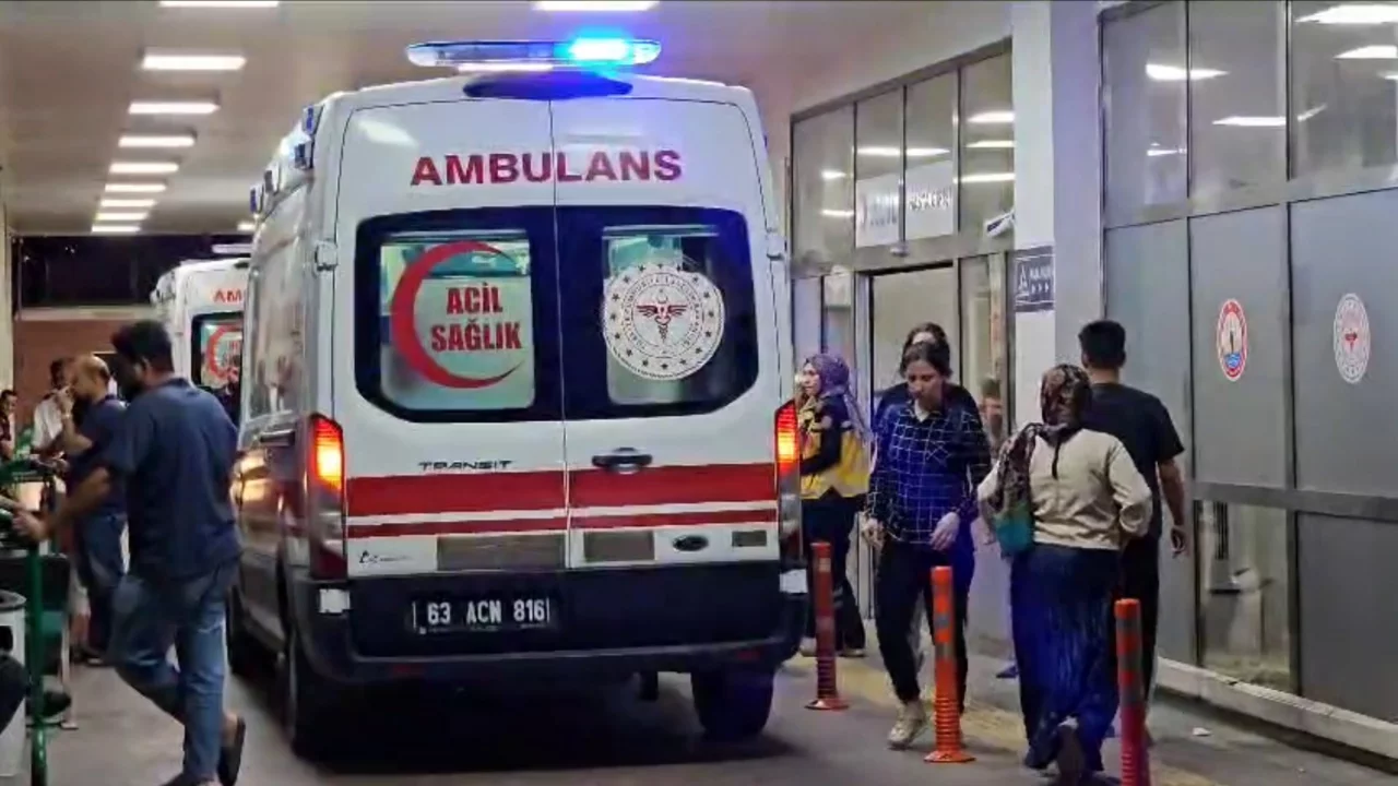 Şanlıurfa'da meydana gelen trafik kazasında 22 yaşındaki sürücü hayatını kaybetti