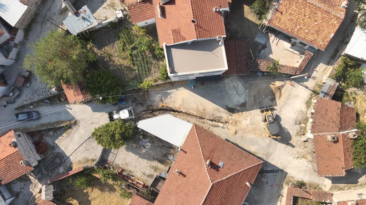 Keles Kocakovacık Mahallesi'nde 5 bin 800 metrelik içme suyu hattı yenilendi