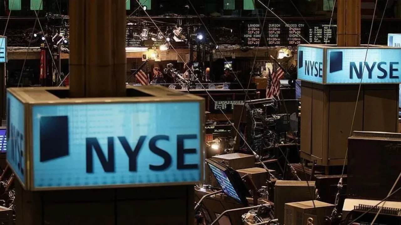 Dow Jones endeksi 180 puan düştü: Yatırımcılar temkinli