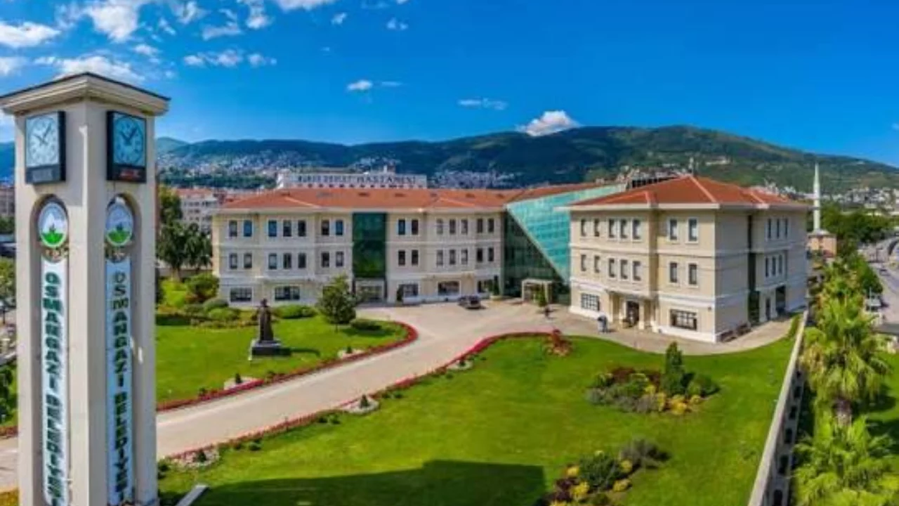 İhtiyaç sahiplerine 2 bin erzak kolisi: Osmangazi Belediyesi ihale açtı