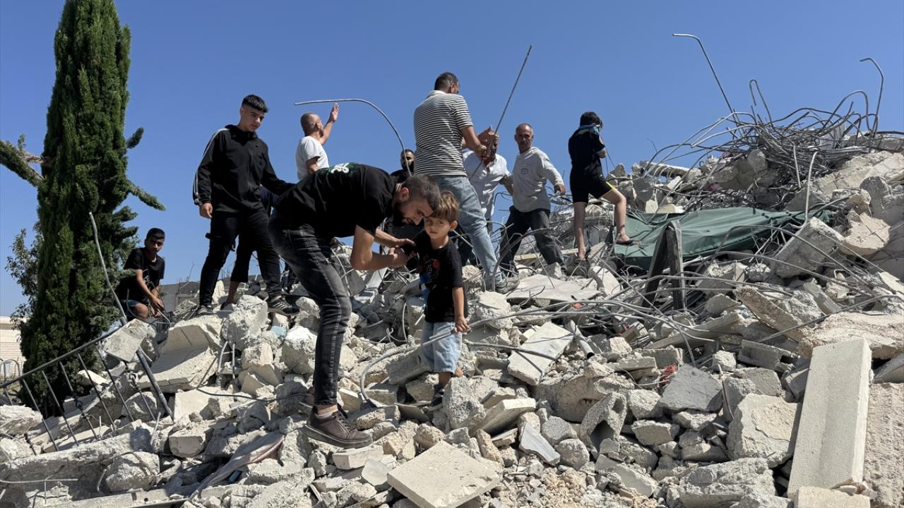Hamas'tan tepki: İsrail'in yeni yetki devri ilhak anlamına geliyor Hamas'tan tepki: İsrail'in yeni yetki devri ilhak anlamına geliyor