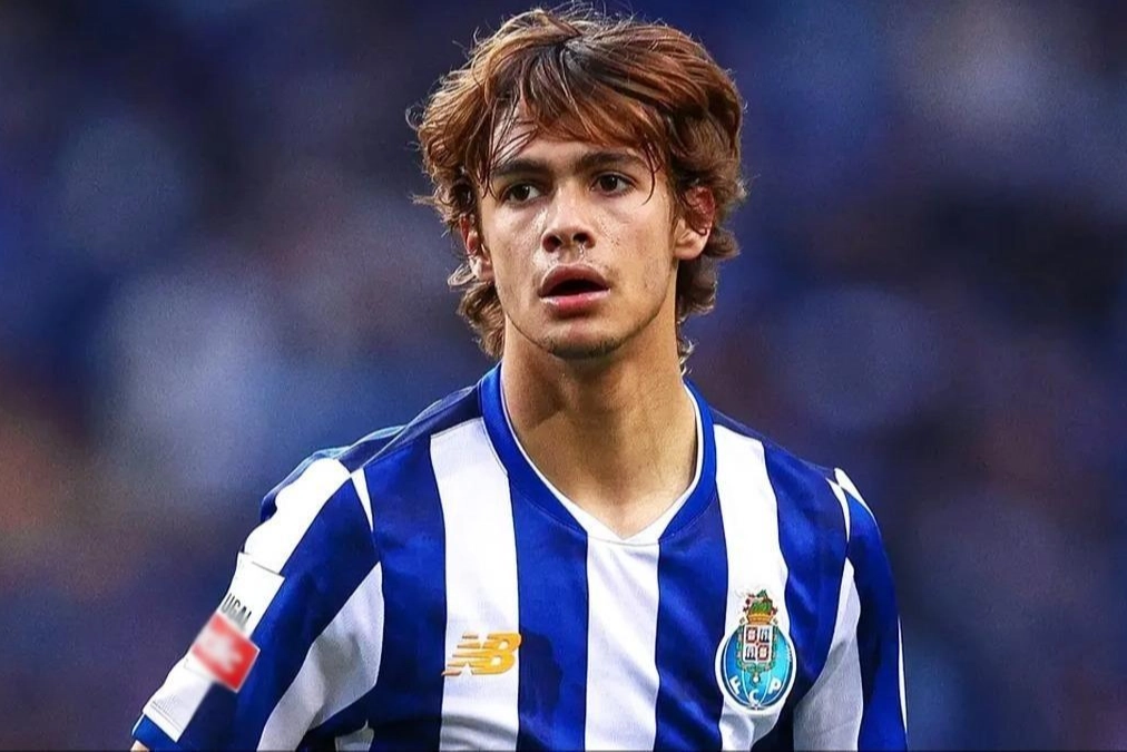 Galatasaray, Rodrigo Mora için 10 milyon euro kiralama teklifinde bulundu