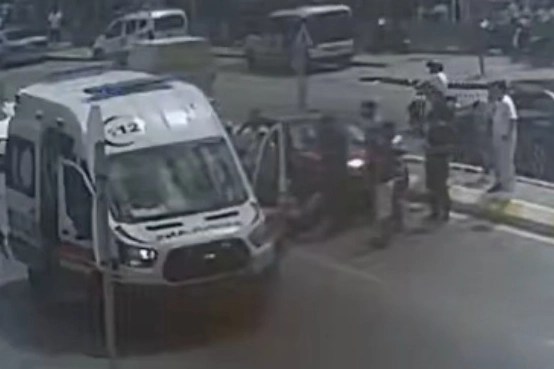Edirne'de kaza: Yaya otomobilin çarpması sonucu yaralandı