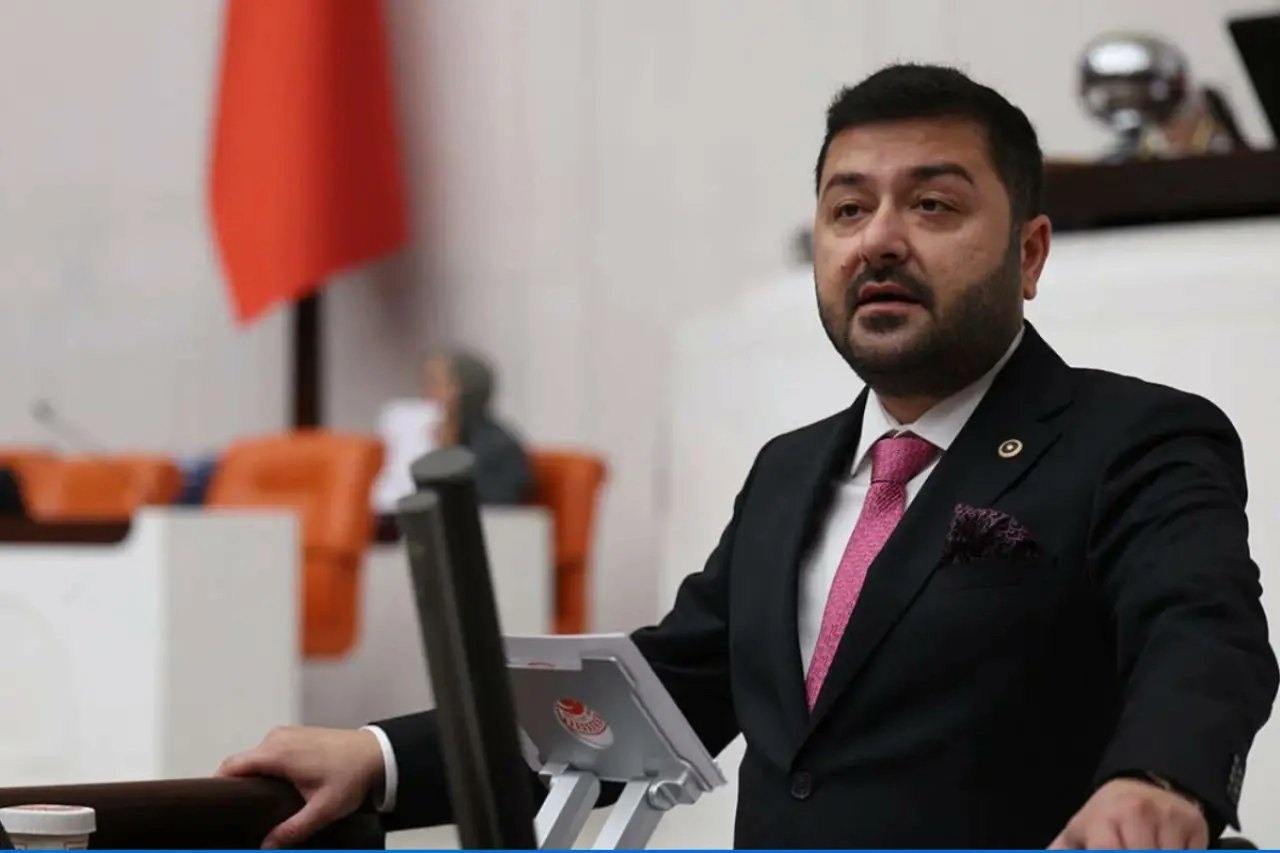 CHP Milletvekili Yazgan, kendisine yönelik saldırıyı kumpas olarak nitelendirdi CHP Milletvekili Yazgan, kendisine yönelik saldırıyı kumpas olarak nitelendirdi