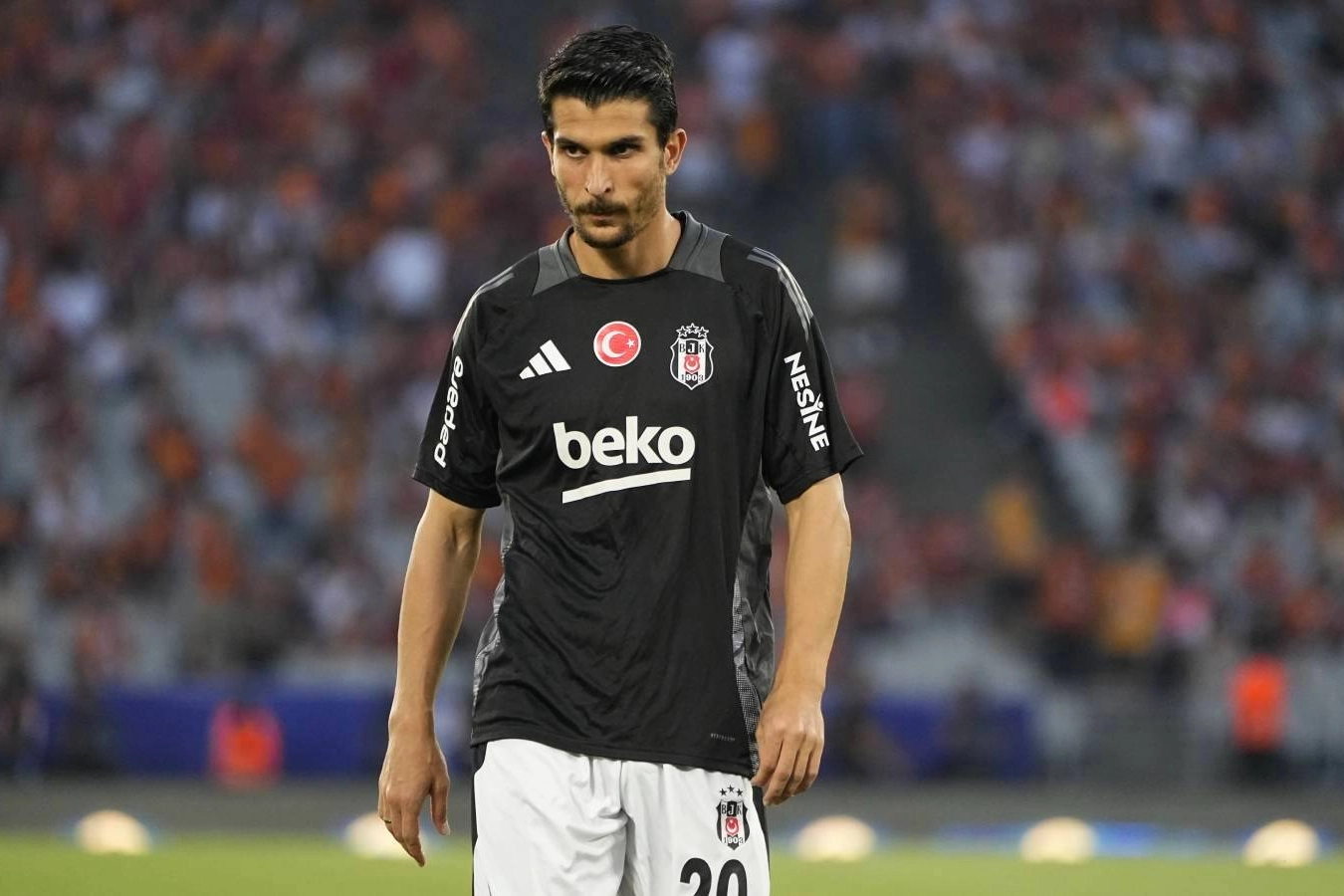 Beşiktaş, Necip Uysal'a veda ediyor: Tören saat 21.00'de