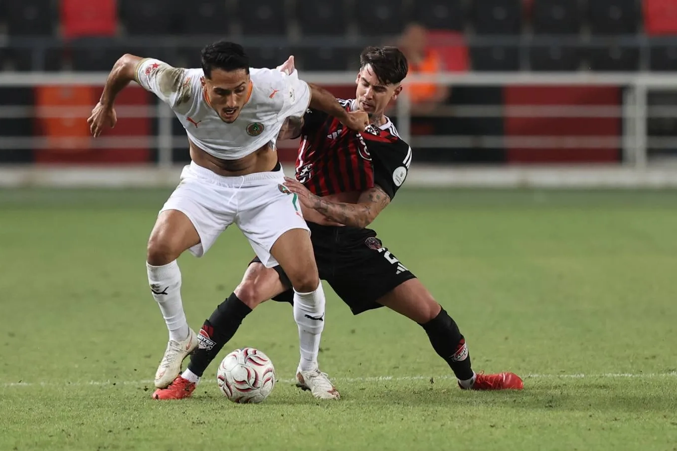 Alanyaspor, Gaziantep FK ile 1-1 berabere kalarak lige puanla başladı