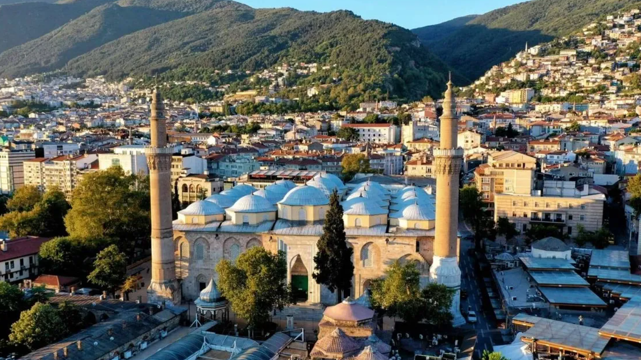 Bursa'da Rüzgar Uyarısı: Pazar Günü 60 Km/Saat Hızla Esecek