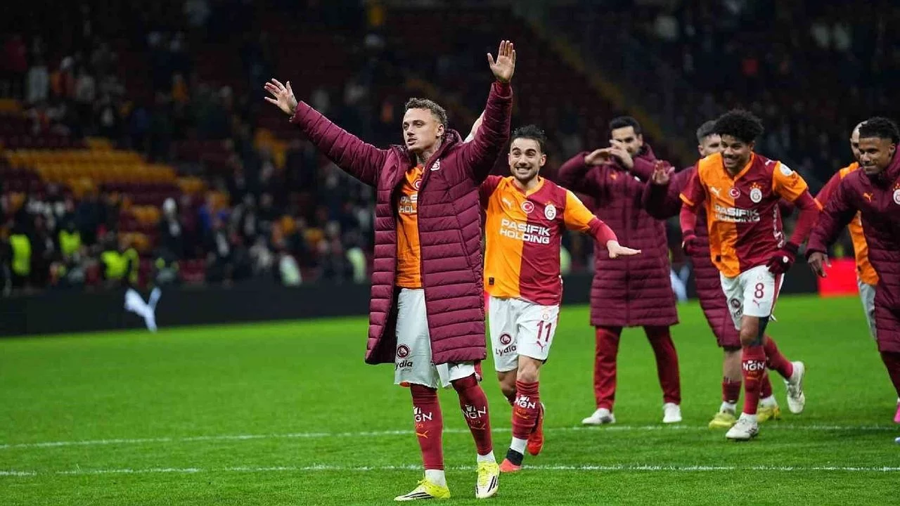 Ajax, Noa Lang için Galatasaray'dan 20 milyon euro teklif edecek