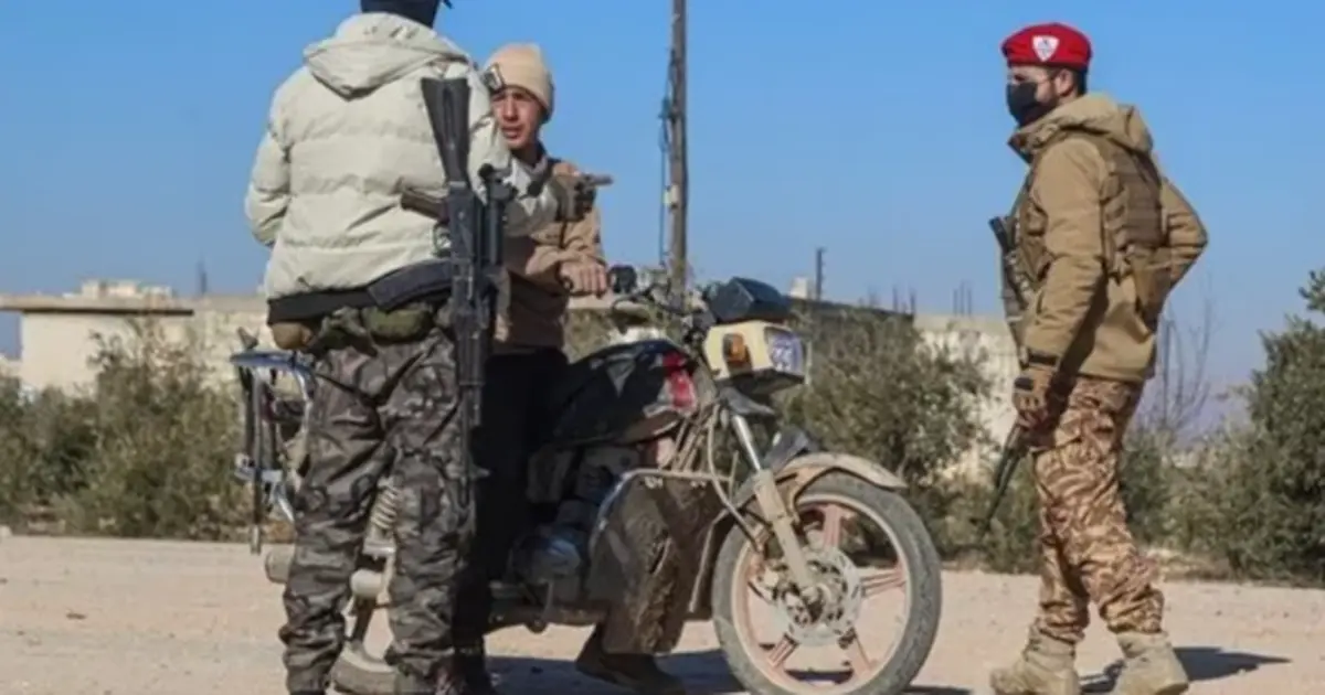 Suriye ordusuna 10 bin savaşçı entegre oldu: YPG-SDG sona eriyor