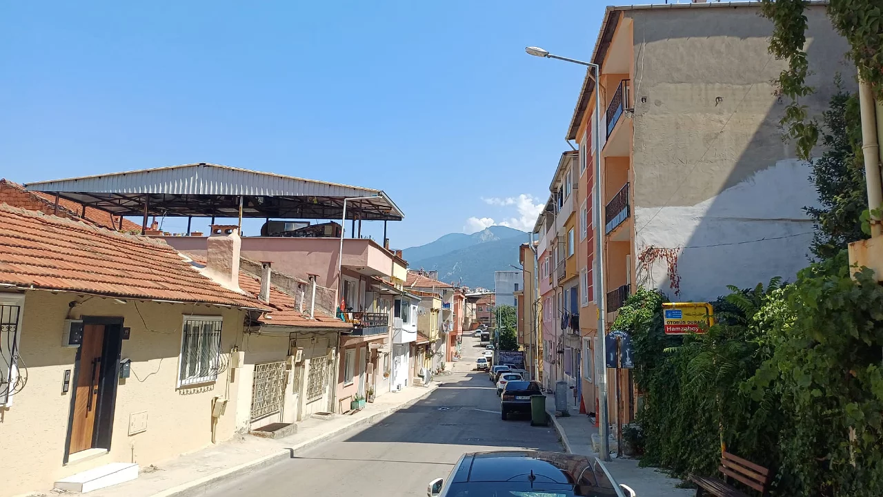 Bursa'nın Hamzabey Mahallesi'nde açık alan sıkıntısı