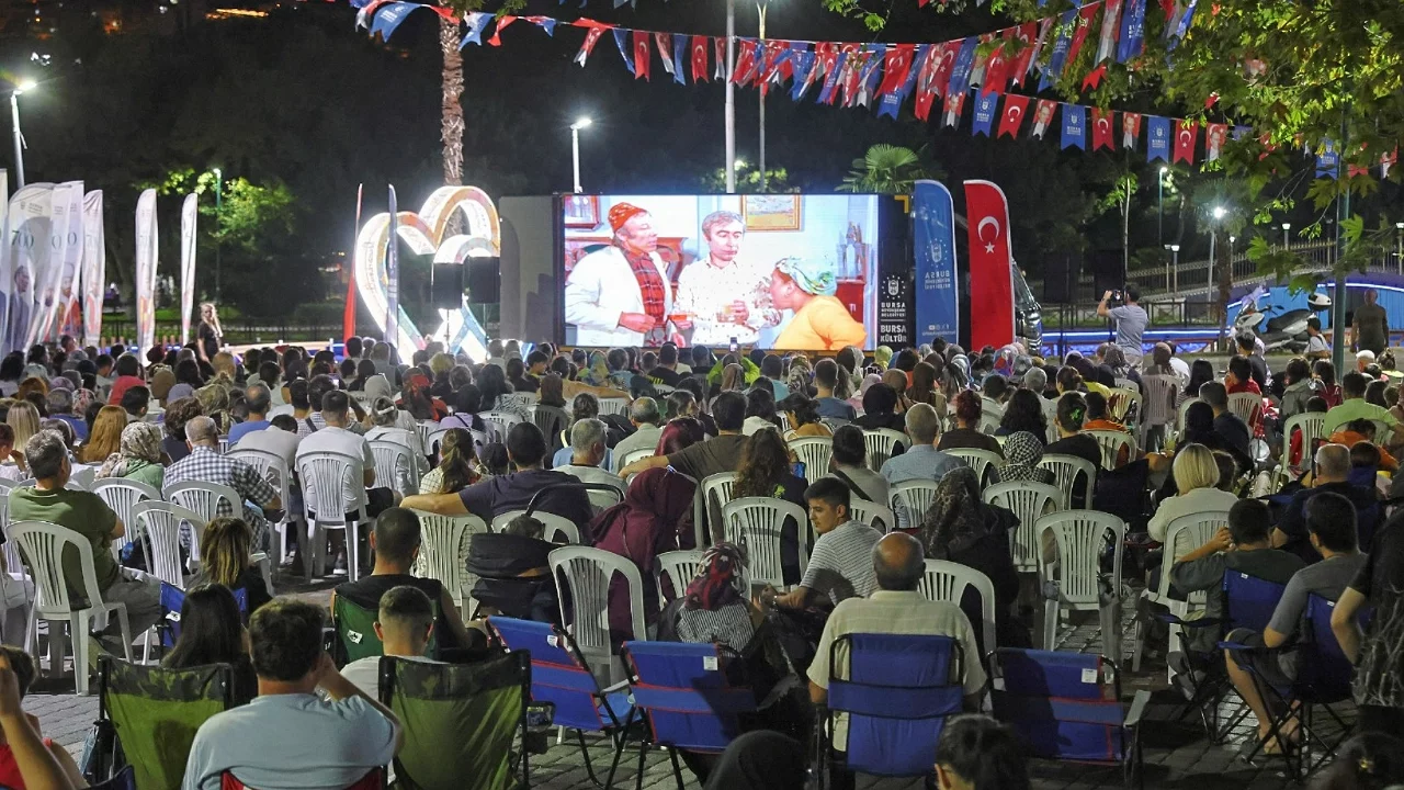 Kültürpark'ta nostaljik anlar: Yeşilçam Sinema Akşamları başladı