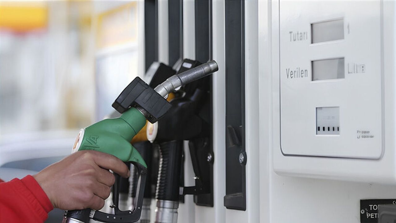 17 Ağustos'ta İstanbul'da benzin 71,43 TL, motorin 79,68 TL oldu